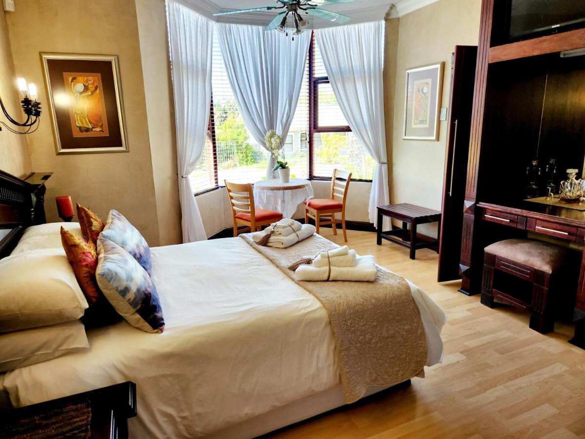 The Wooden Leg Guesthouse クレインモンド エクステリア 写真